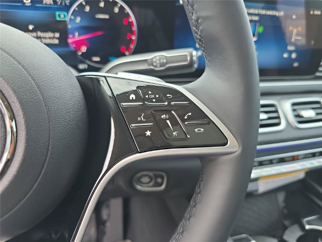 New 2026 Mercedes-Benz GLS 450 4MATIC image 31