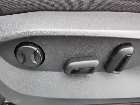 Used 2022 Volkswagen Tiguan SE R-Line AWD/4WD image 19