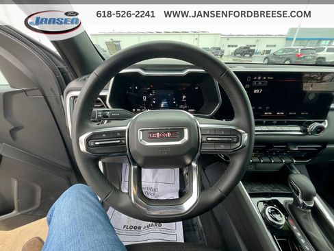 Used 2024 GMC Canyon Elevation AWD/4WD image 14