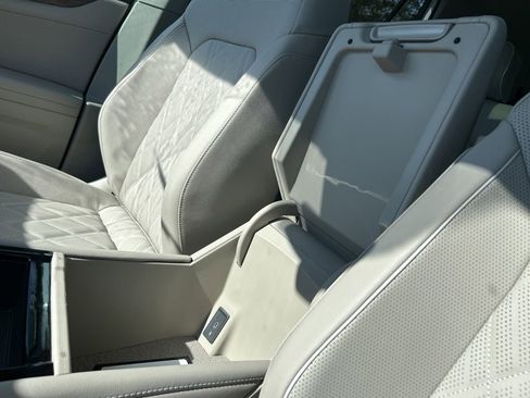 New 2026 Volkswagen Atlas SEL Premium R-Line image 40