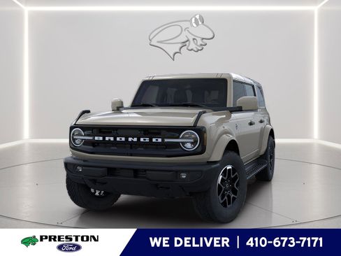 New 2026 Ford Bronco Outer Banks AWD/4WD image 1