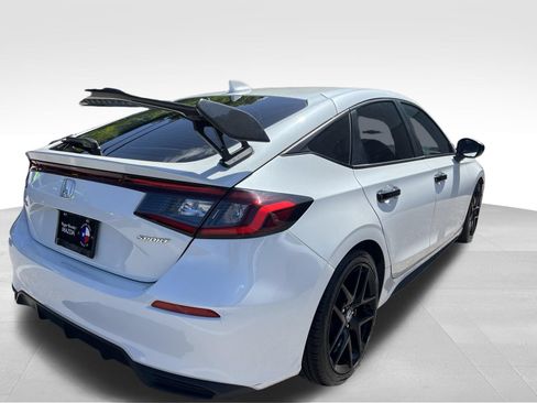 Used 2024 Honda Civic Sport image 5
