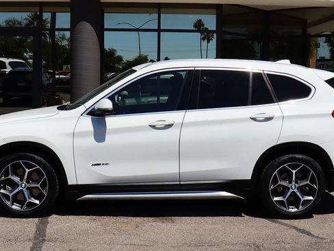 Used 2016 BMW X1 xDrive28i AWD/4WD image 8