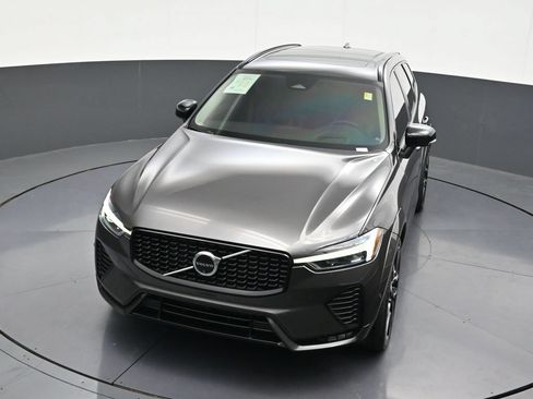 Used 2024 Volvo XC60 B5 Ultimate AWD/4WD image 23