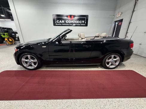 Used 2013 BMW 128i Convertible RWD image 22
