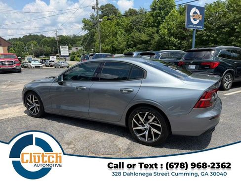 Used 2019 Volvo S60 T6 Momentum w/ Premium Package AWD/4WD image 9