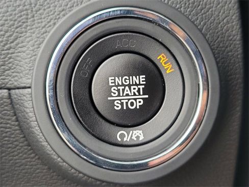 Certified 2022 Maserati Ghibli Modena Q4 image 27