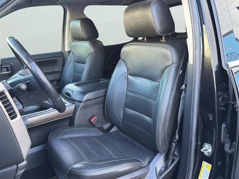 Used 2018 GMC Sierra 1500 Denali w/ Denali Ultimate Package AWD/4WD image 12