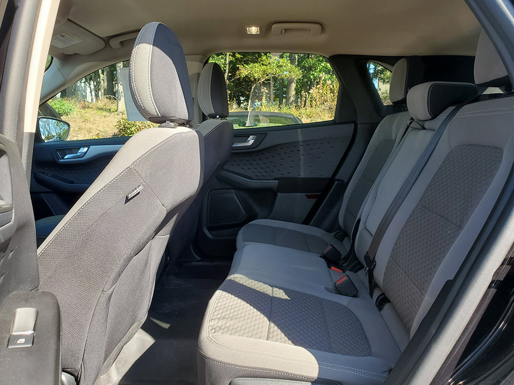 Used 2020 Ford Escape SE FWD image 7