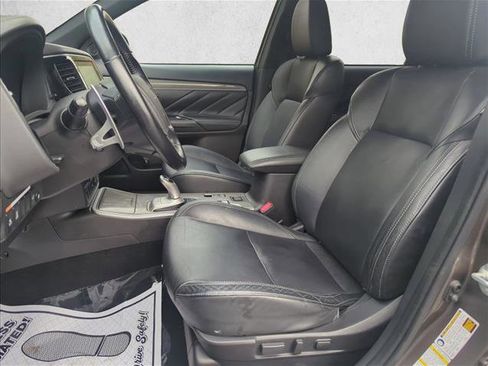 Used 2020 Mitsubishi Outlander SEL image 18