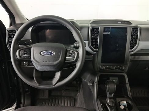 Used 2024 Ford Ranger XL w/ Trailer Tow Package image 8