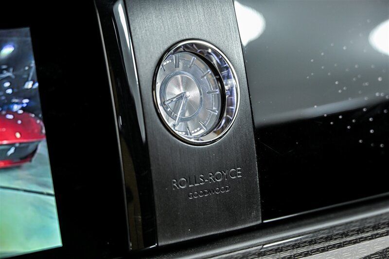 Used 2022 Rolls-Royce Ghost Black Badge AWD/4WD image 38