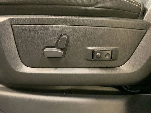 Used 2024 RAM 2500 Big Horn w/ Level 2 Equipment Group image 27