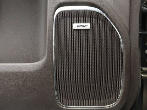 Used 2015 Chevrolet Silverado 1500 LTZ Z71 w/ LTZ Plus Package image 19