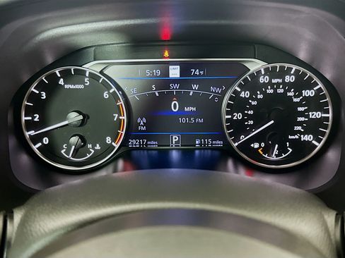 Used 2024 Nissan Altima 2.5 SL FWD image 18