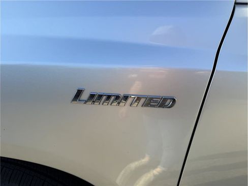 Used 2006 Toyota Highlander Limited image 14