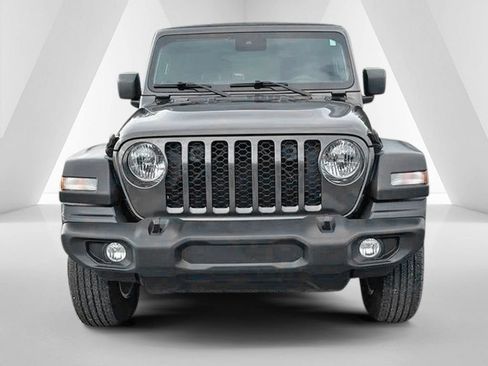 Used 2024 Jeep Wrangler Unlimited Sport AWD/4WD image 2