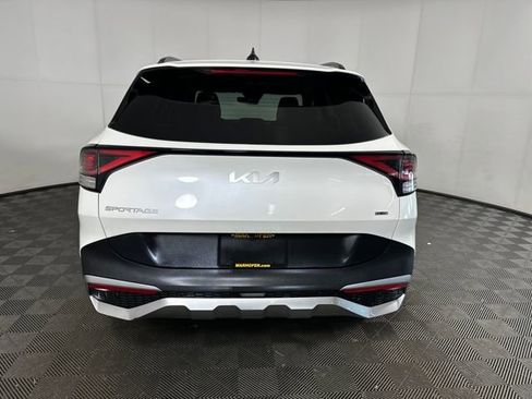Used 2024 Kia Sportage EX w/ EX Premium Package image 4