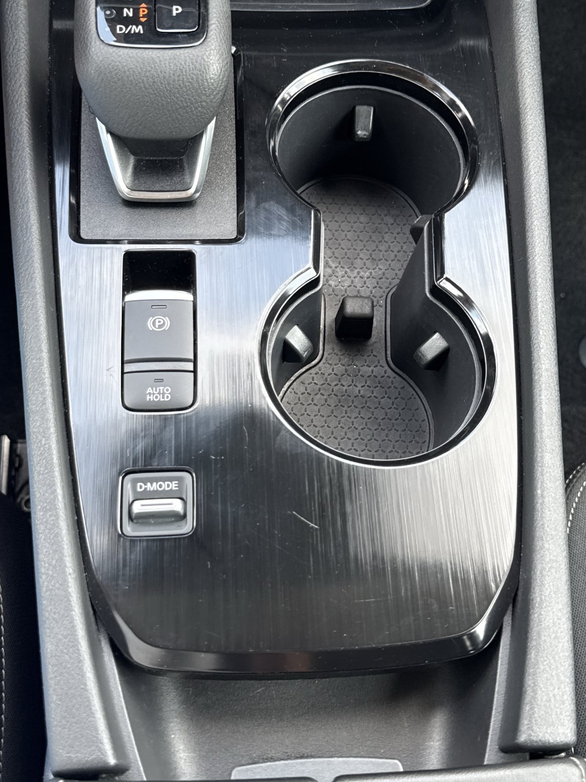 Used 2025 Nissan Rogue S FWD image 26