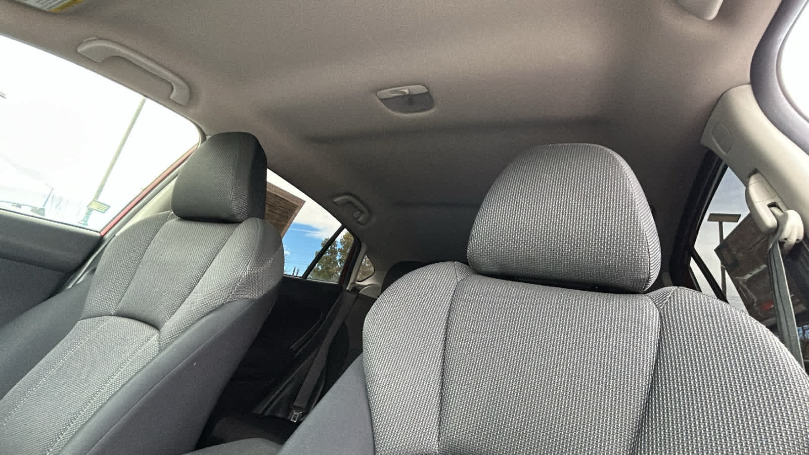 Used 2018 Subaru Crosstrek 2.0i AWD/4WD image 11