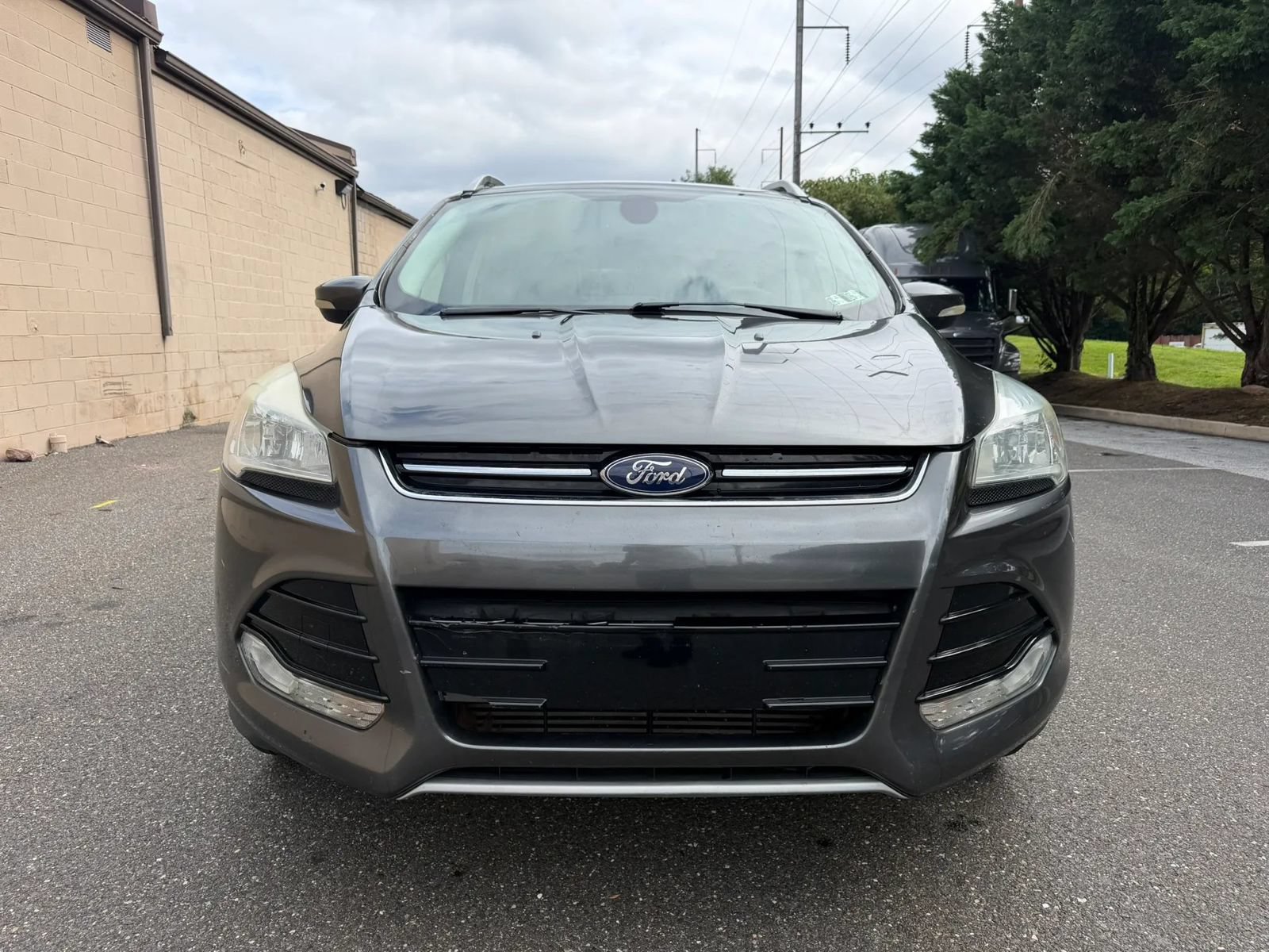Used 2016 Ford Escape Titanium AWD/4WD image 2
