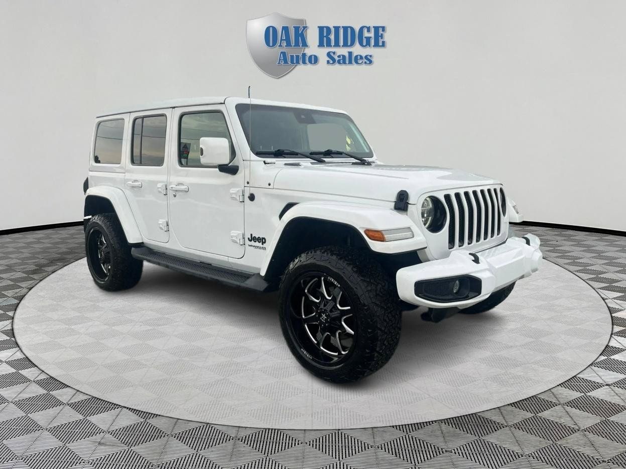Used 2021 Jeep Wrangler Unlimited Sahara AWD/4WD image 3