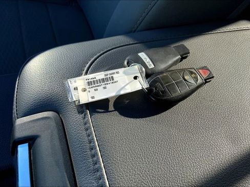 Used 2014 RAM 1500 Classic SLT image 11