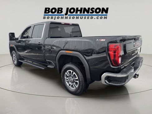Used 2024 GMC Sierra 2500 SLE w/ SLE Value Package; image 5