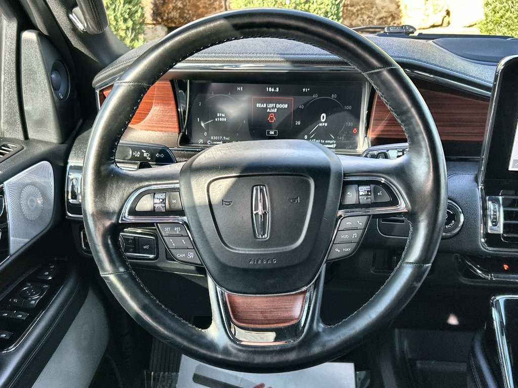 Used 2021 Lincoln Navigator L Reserve w/ Luxury Package AWD/4WD image 22