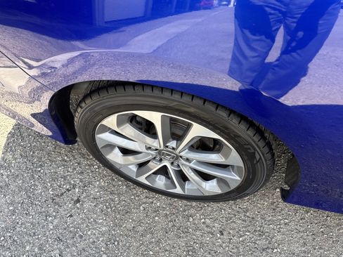 Used 2015 Honda Accord EX-L image 9
