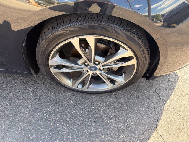 Used 2019 Ford Fusion Titanium FWD image 9