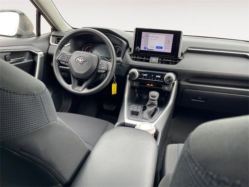 Used 2023 Toyota RAV4 LE image 10