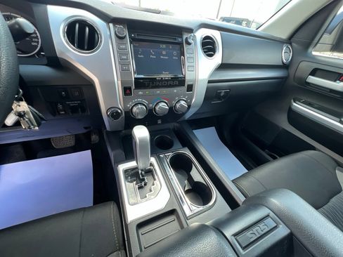 Used 2017 Toyota Tundra SR5 AWD/4WD image 36