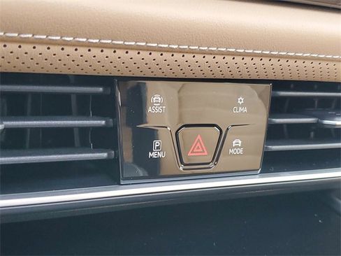 New 2026 Volkswagen Atlas Cross Sport SEL R-Line image 32