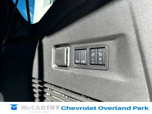 New 2026 Chevrolet Suburban Premier w/ Sun And Tow Package image 25