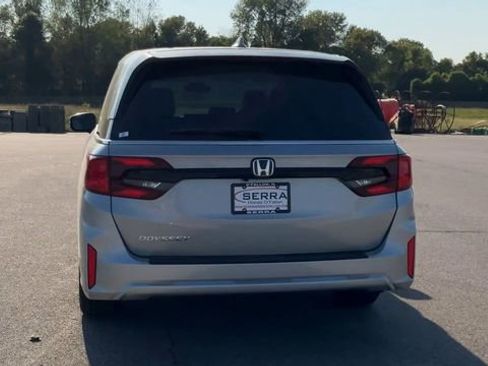 Used 2026 Honda Odyssey EX-L image 7
