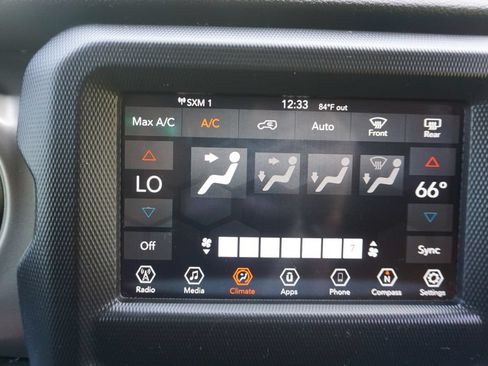 Used 2019 Jeep Wrangler Unlimited Sport S AWD/4WD image 11