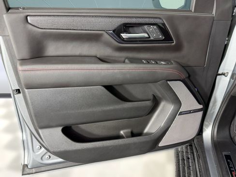 Used 2025 GMC Yukon AT4 Ultimate w/ LPO, Floor Liner Package AWD/4WD image 11