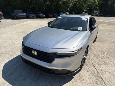 Certified 2025 Honda Accord Sport image 4