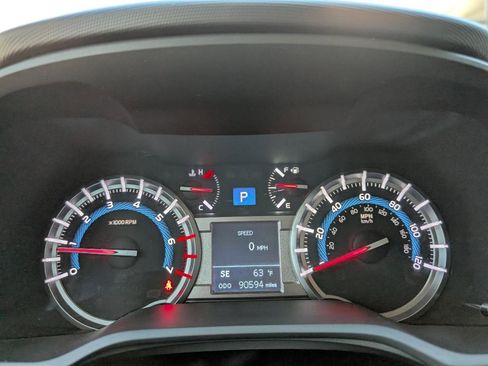 Used 2019 Toyota 4Runner Limited AWD/4WD image 15