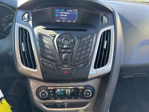 Used 2012 Ford Focus SEL image 12