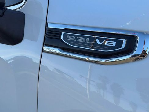 Used 2021 GMC Sierra 1500 SLE RWD image 11