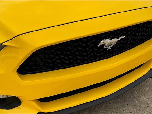 Used 2015 Ford Mustang Coupe w/ Equipment Group 051A image 29