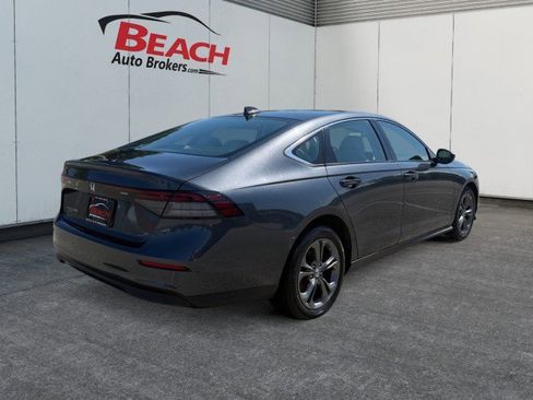 Used 2023 Honda Accord EX image 11