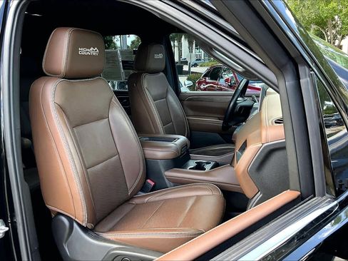 Used 2021 Chevrolet Tahoe High Country image 9