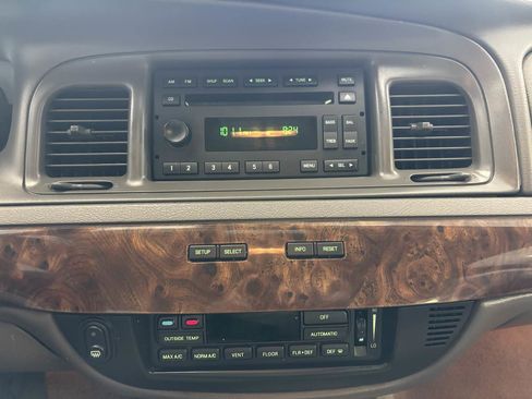 Used 2008 Mercury Grand Marquis LS RWD image 16