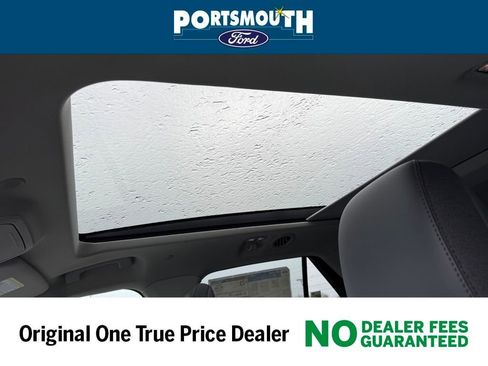 New 2026 Ford Explorer Active w/ Active Comfort Package image 14