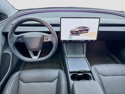 Used 2024 Tesla Model 3 Standard Range RWD image 15