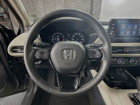 Certified 2023 Honda HR-V EX-L image 9