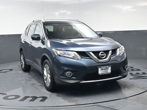 Used 2015 Nissan Rogue SL w/ SL Premium Package image 3